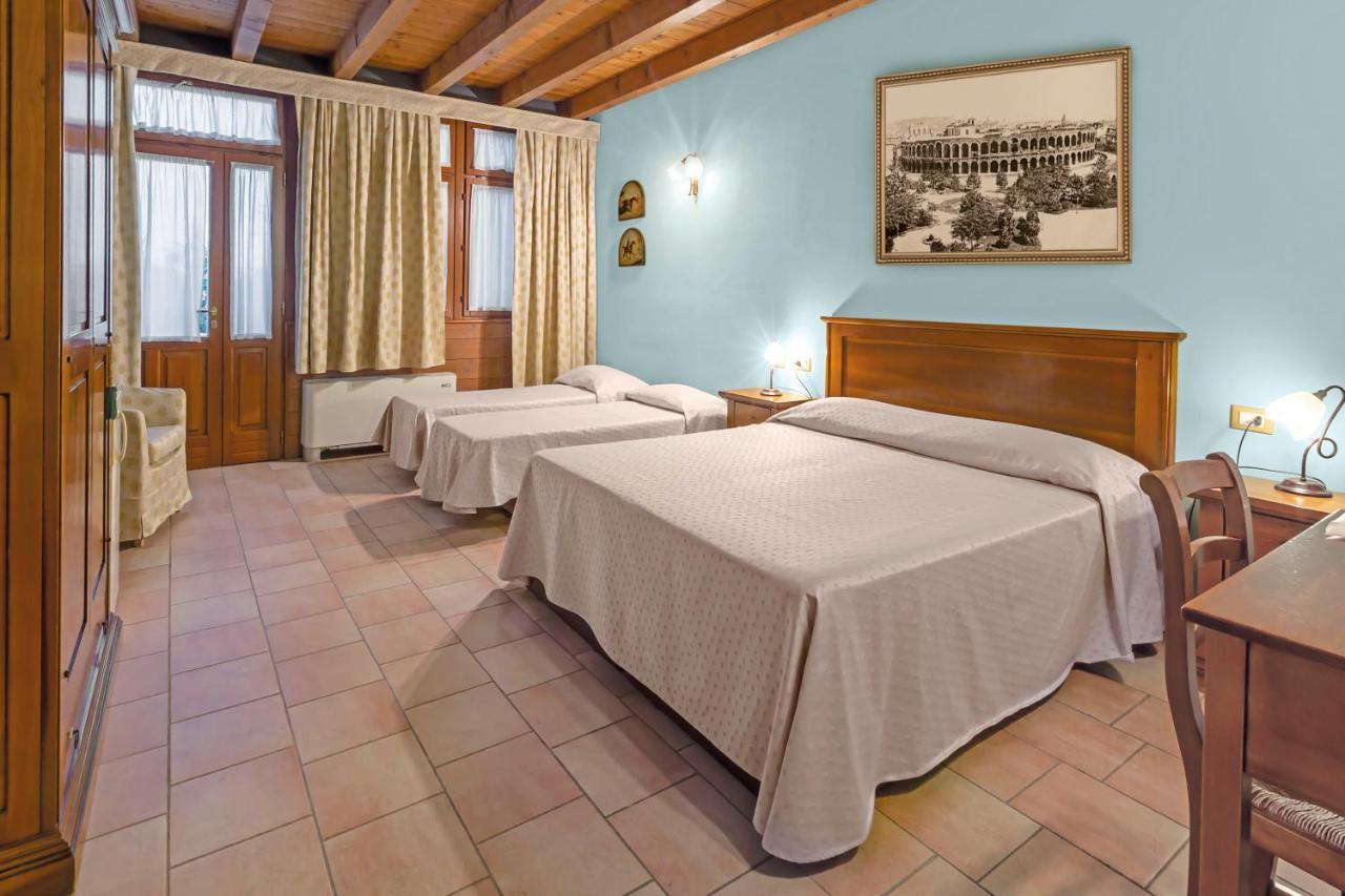 Agriturismo Casa Rosa เวโรนา ภายนอก รูปภาพ