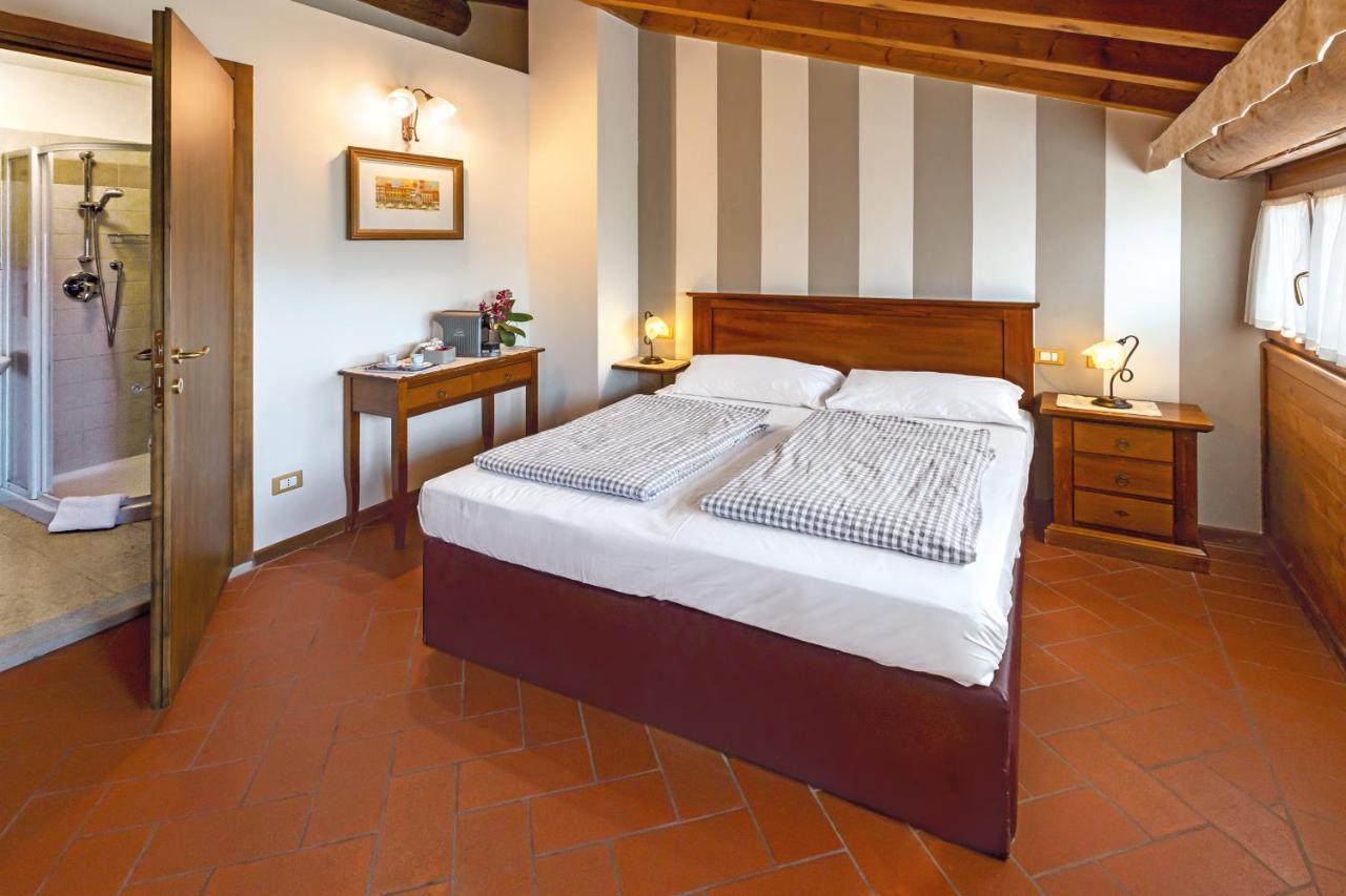 Agriturismo Casa Rosa เวโรนา ภายนอก รูปภาพ