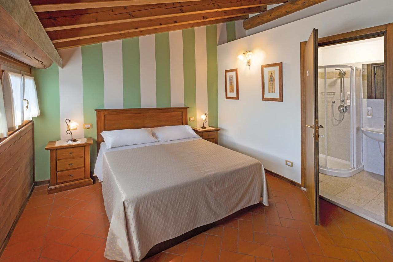 Agriturismo Casa Rosa เวโรนา ภายนอก รูปภาพ