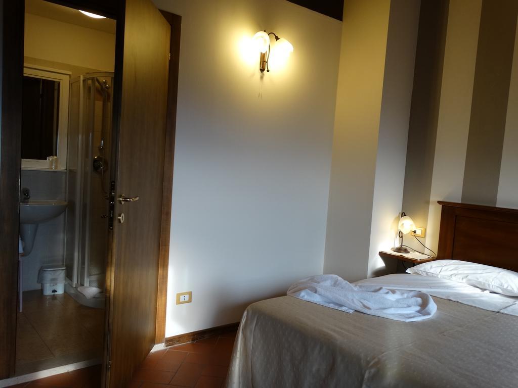 Agriturismo Casa Rosa เวโรนา ภายนอก รูปภาพ